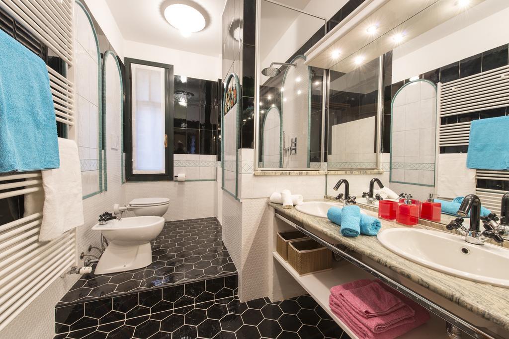 Suite Home Milano Fiera Exterior foto