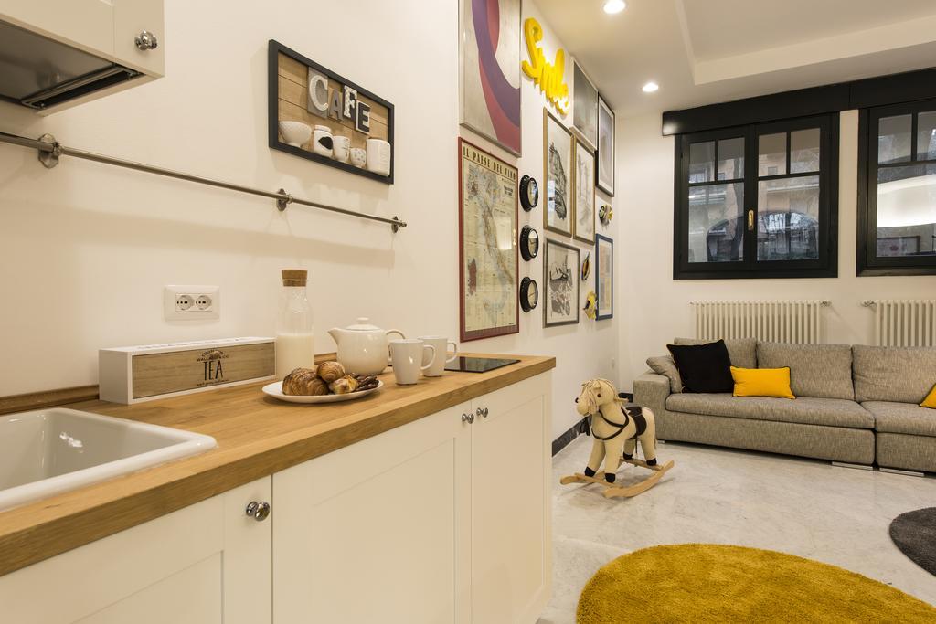 Suite Home Milano Fiera Exterior foto